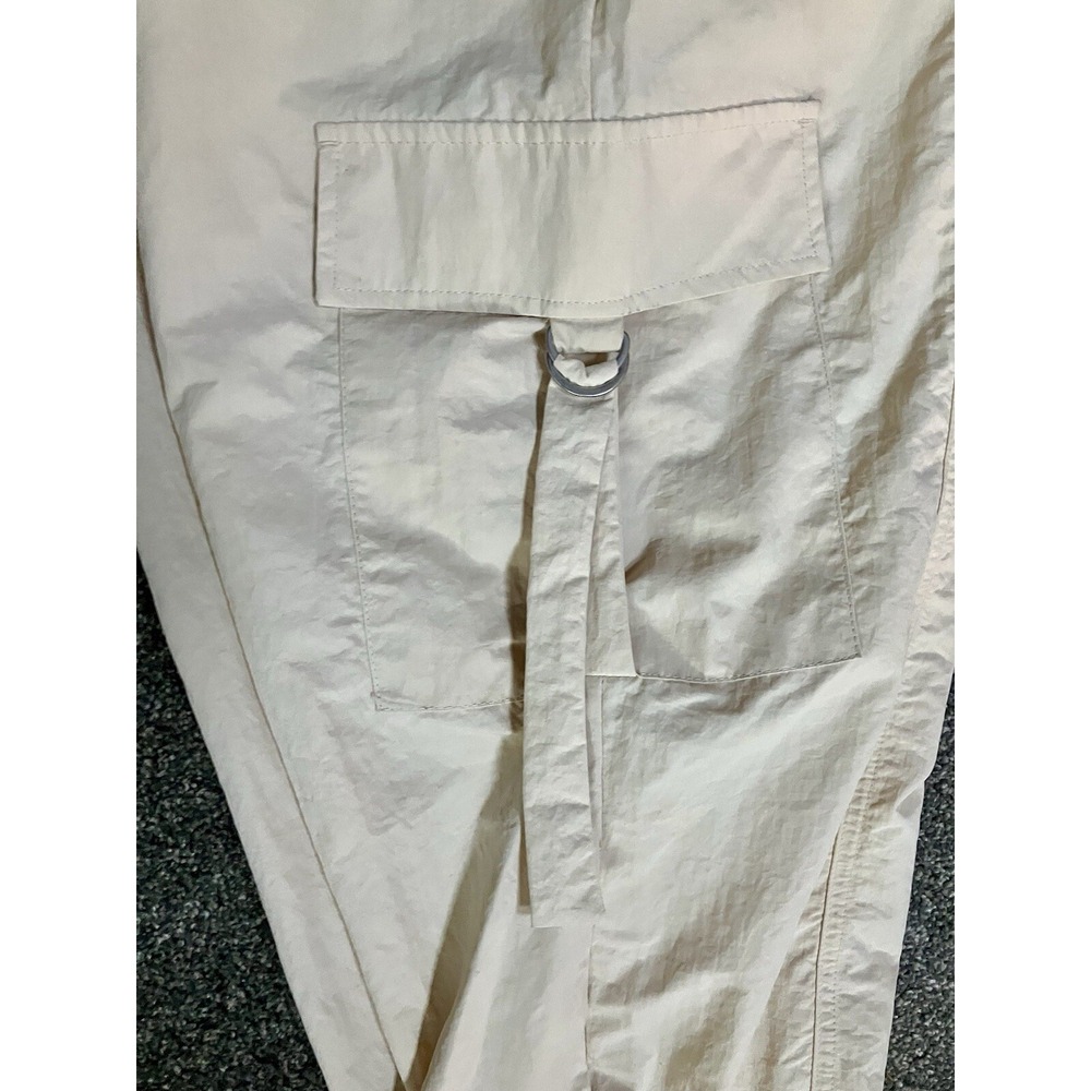 Bar III Cropped Pull On Cargo Pants Sz Large Beige Tan Women's Jogger Leg - Picture 7 of 7